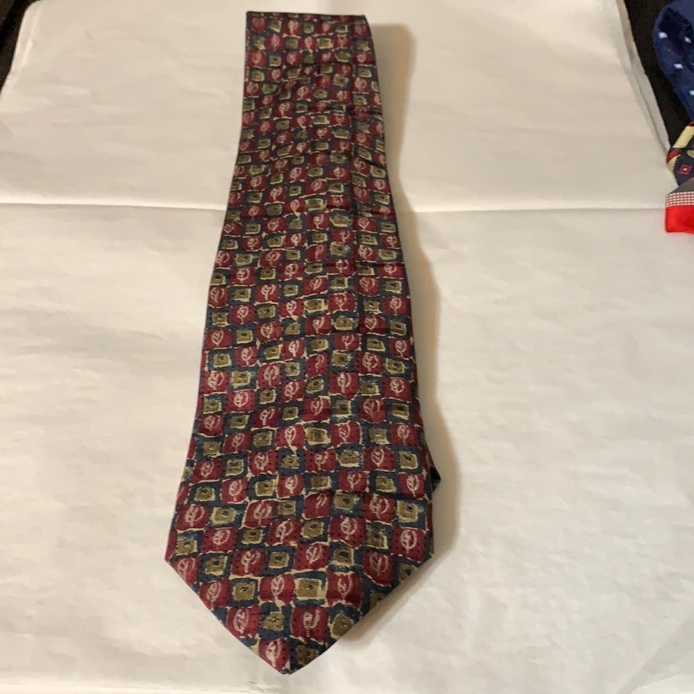 Robert Talbots men’s silk tie great condition